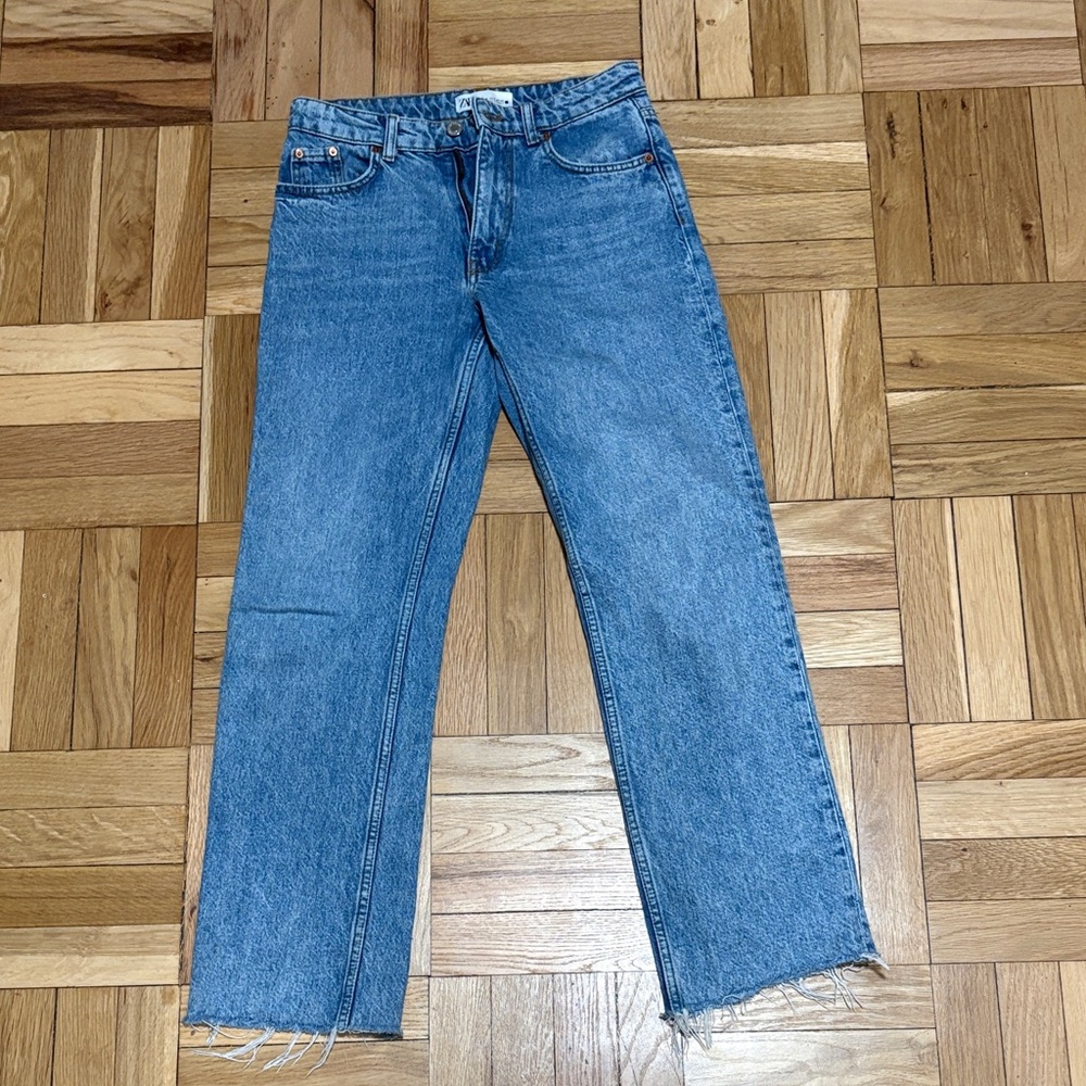 Zara Straight-Leg Jeans in Blue Wash